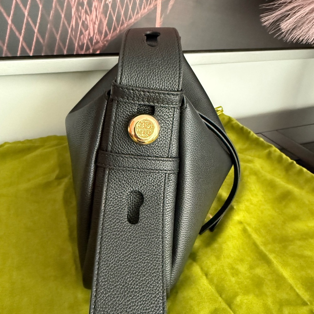 Tory Burch Romy Shoulder Bag - Picture 5 of 15